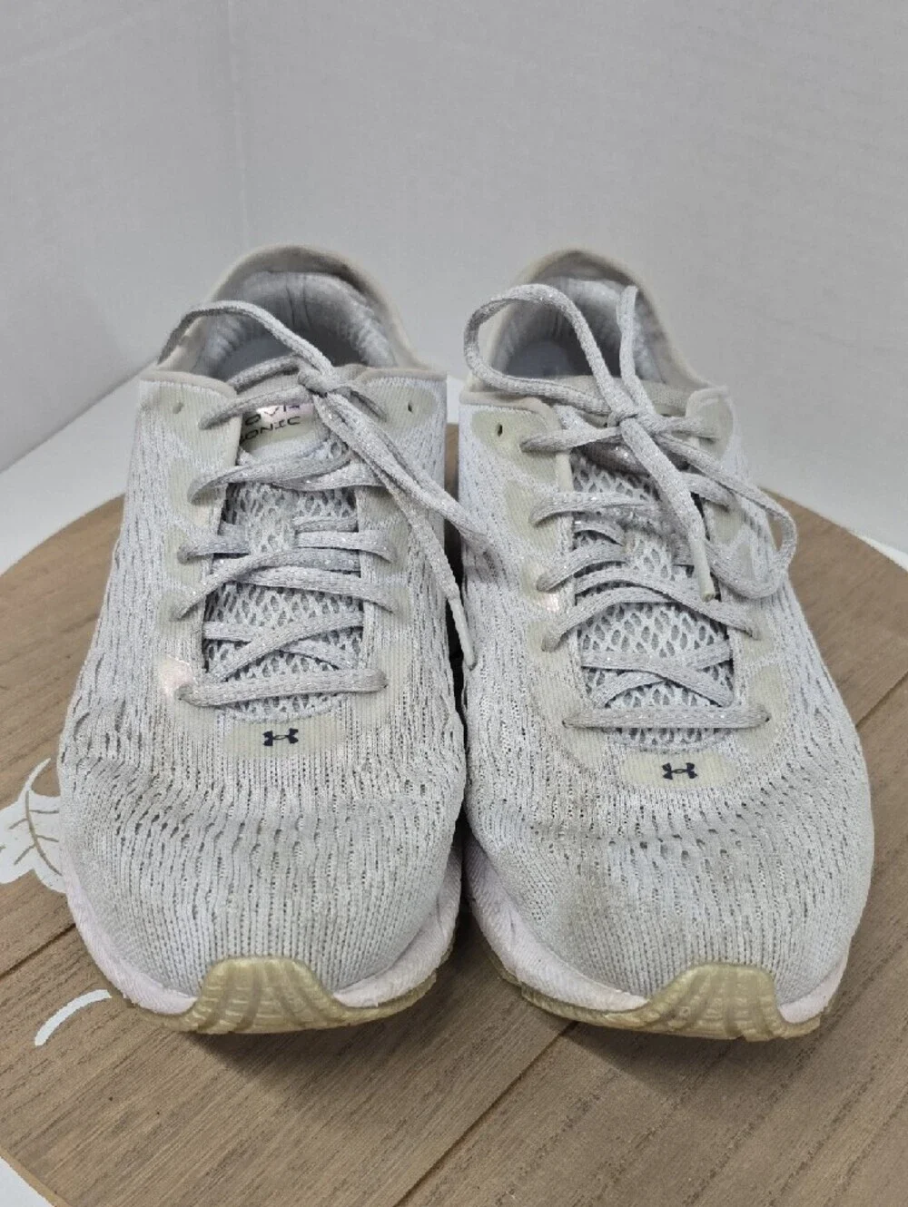 Under Armour Men's Light Gray Running Sneakers Size 9